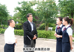 麦当劳亚太区加盟总裁Tony LaRocco一行莅临安博官网  参观考察