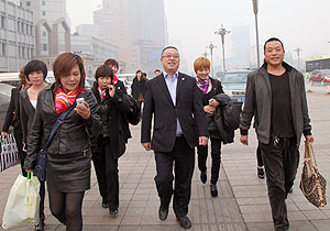 安博官网董事长胡国安亲临石家庄、唐山市场考察