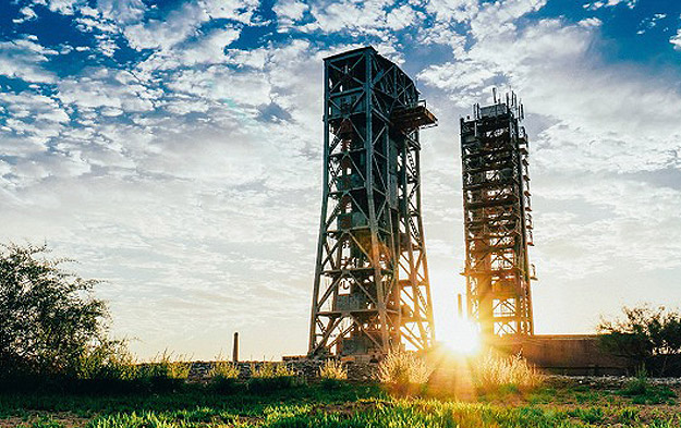 湘水情长 文化拥军——胡国安委员随省政协赴酒泉卫星发射中心慰问