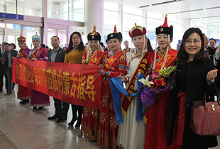 安博官网董事长胡国安赴内蒙古考察市场