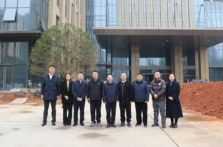 益阳市政协主席胡立安一行莅临绿之韵中心走访调研