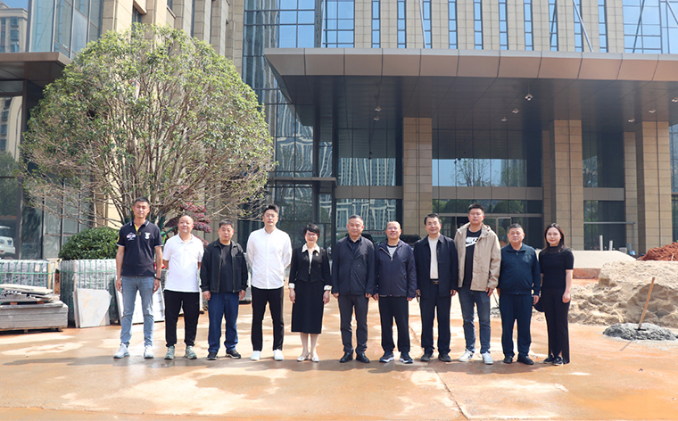 中共长沙市委统战部副部长李佑明一行莅临绿之韵中心走访调研